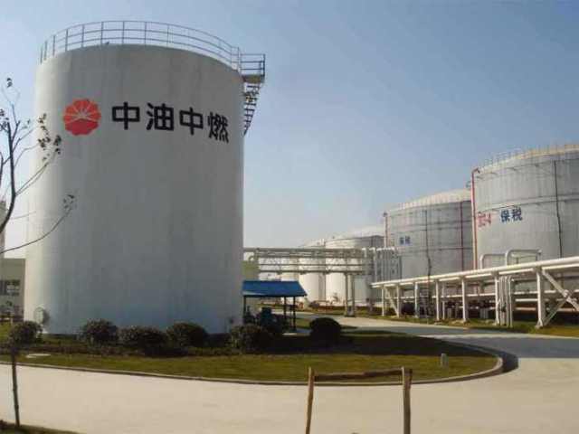 中油工程600339 主力“瞞天過?！辈呗韵碌墓こ炭辈彀鍓K動向分析